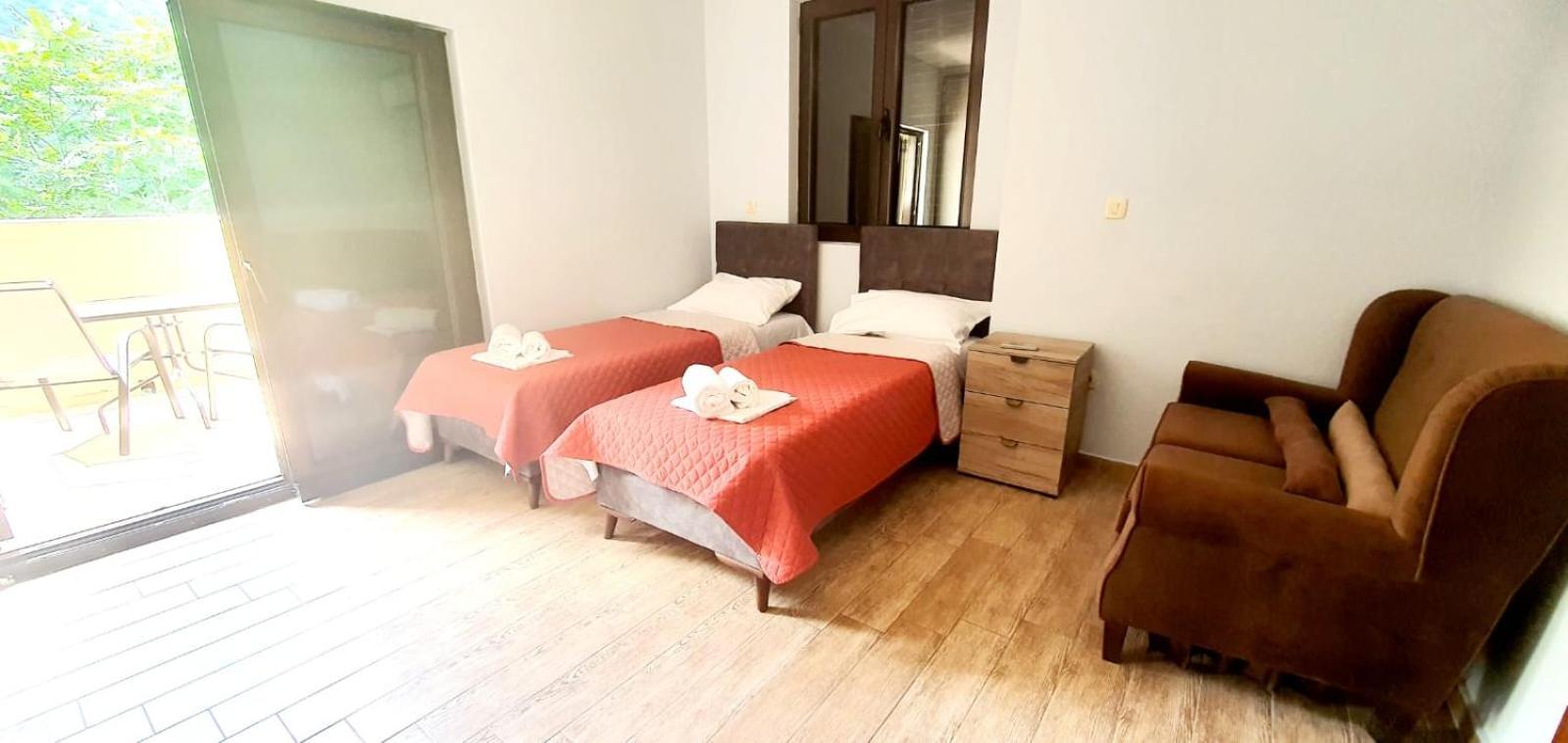Keystone Apartments Donji Morinj Phòng bức ảnh