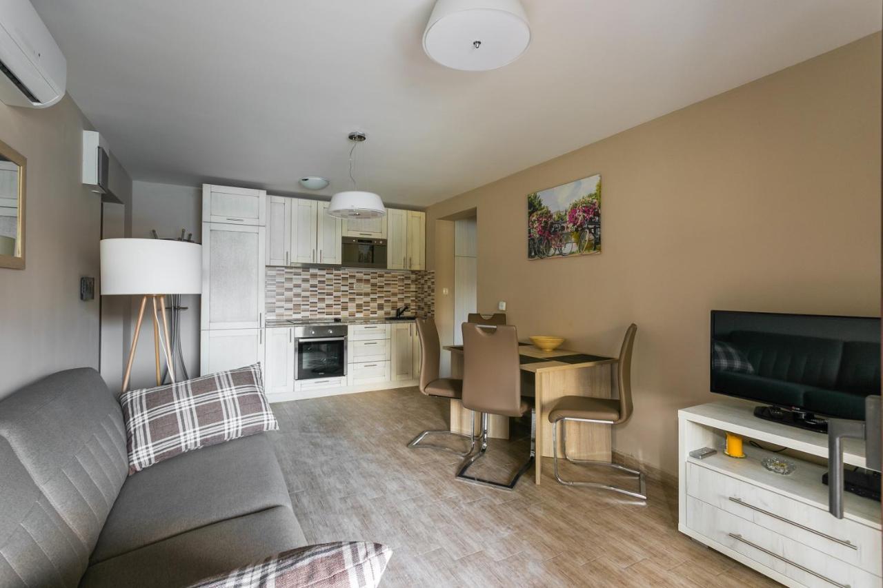 Keystone Apartments Donji Morinj Ngoại thất bức ảnh