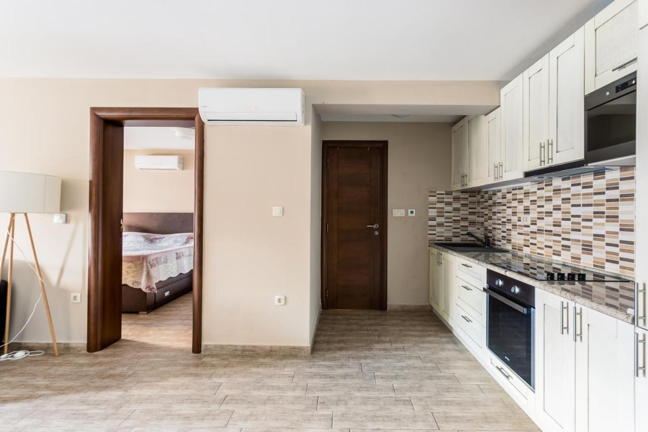 Keystone Apartments Donji Morinj Ngoại thất bức ảnh