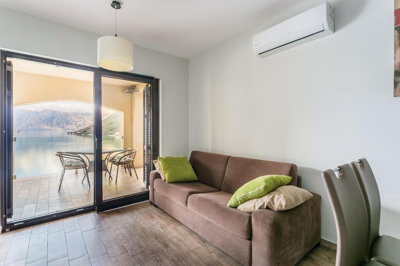Keystone Apartments Donji Morinj Ngoại thất bức ảnh